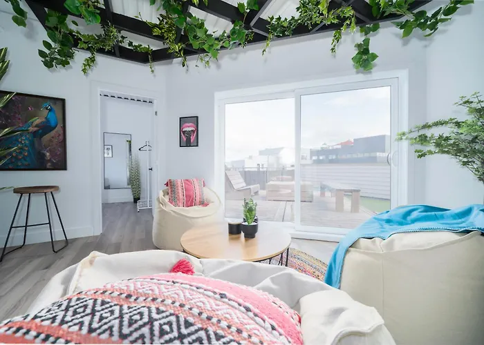Heaven\'S Garden / / Luxury Penthouse Downtown