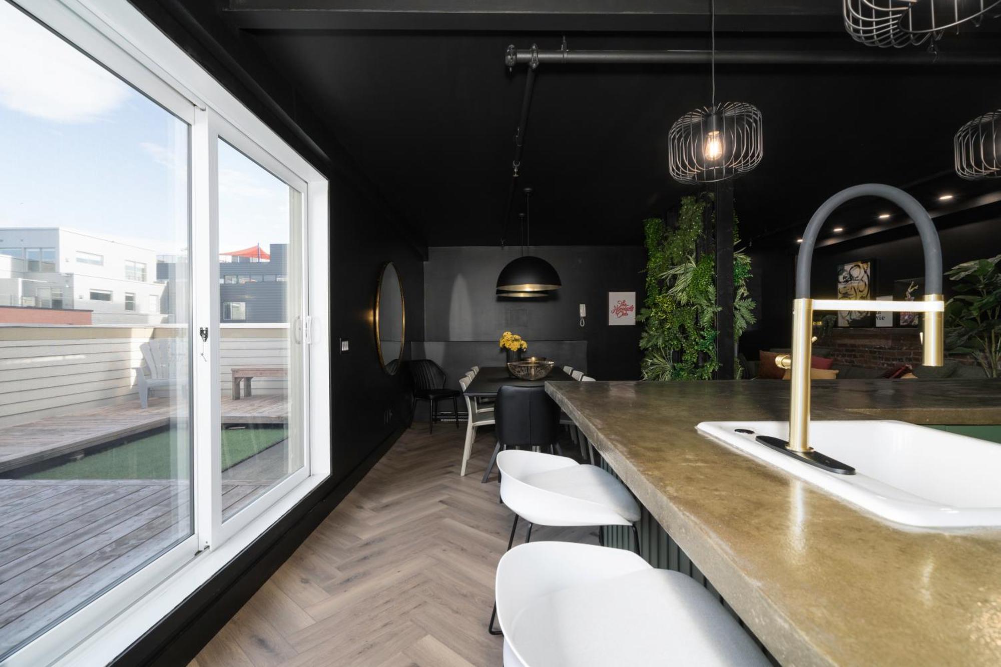 Apartment Heaven's Garden / / Luxury Penthouse Downtown *