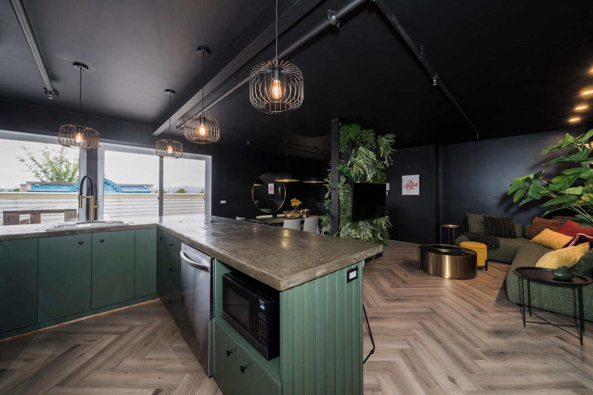 Apartment Heaven's Garden / / Luxury Penthouse Downtown *